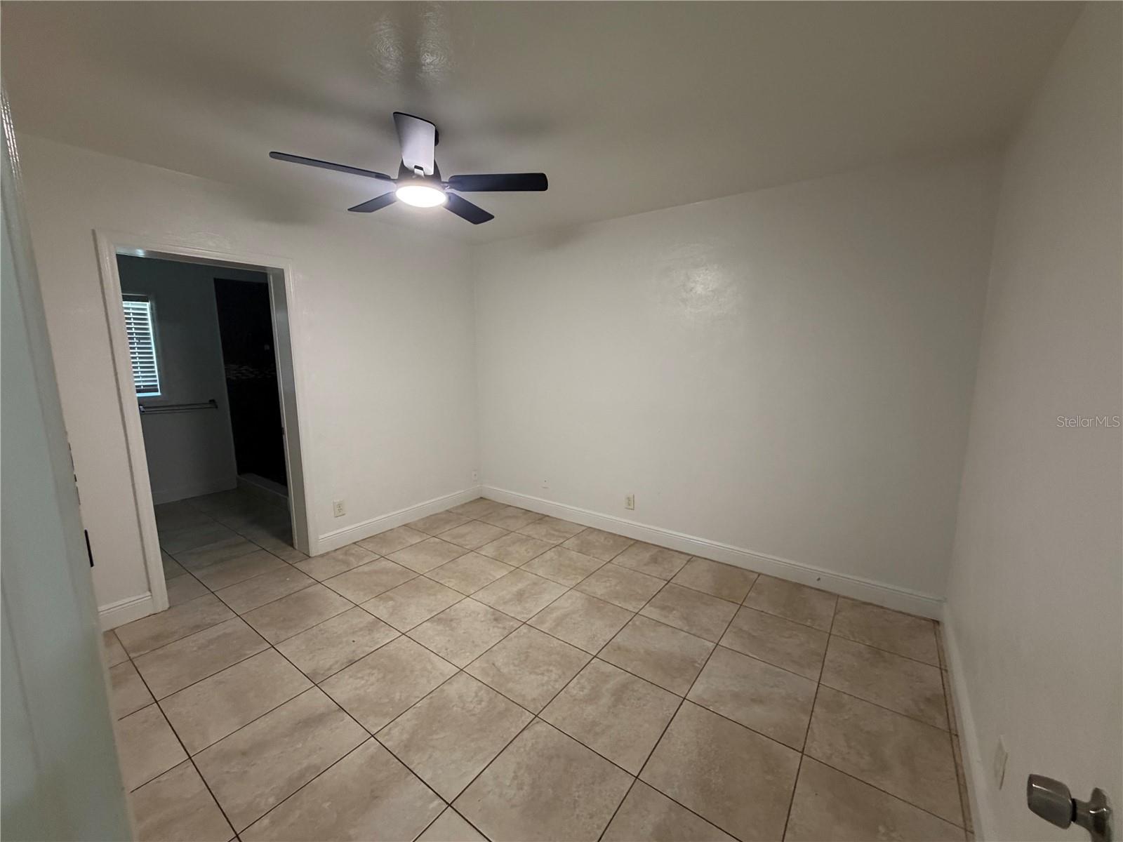506 N MATANZAS AVE — photo 9