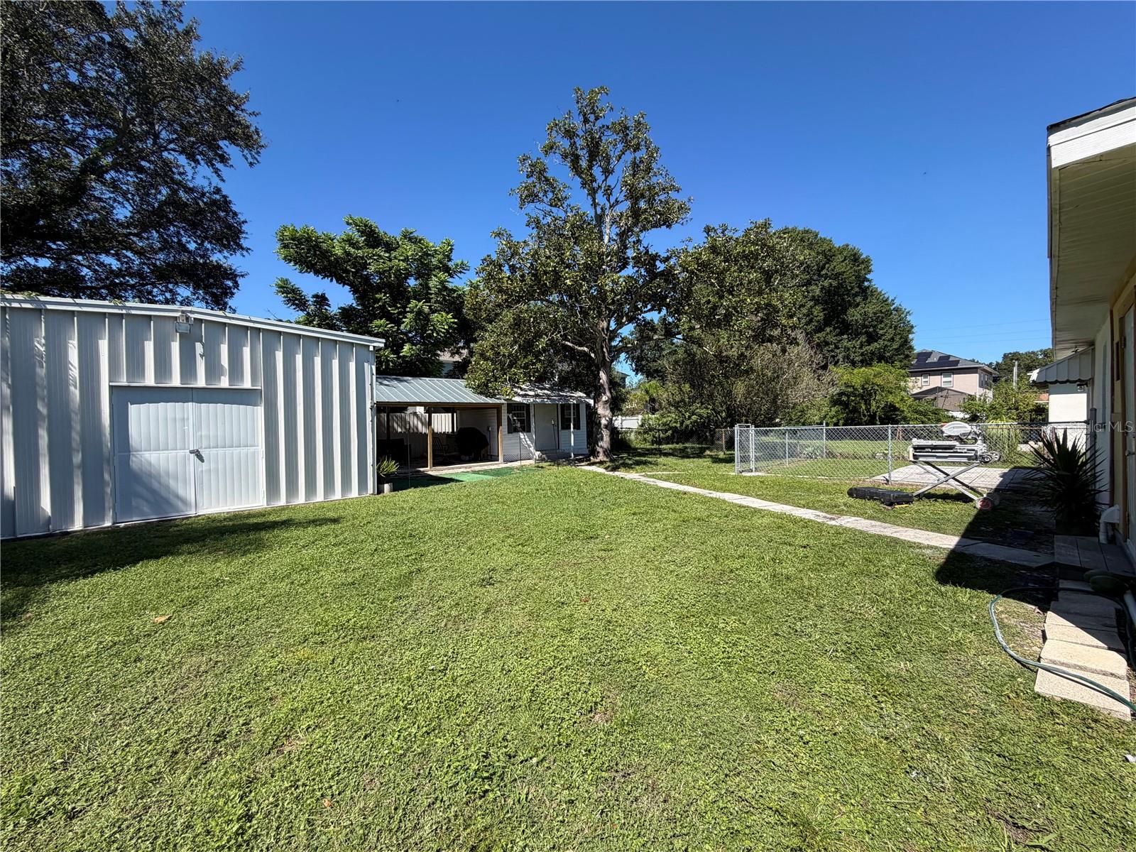 506 N MATANZAS AVE — photo 13