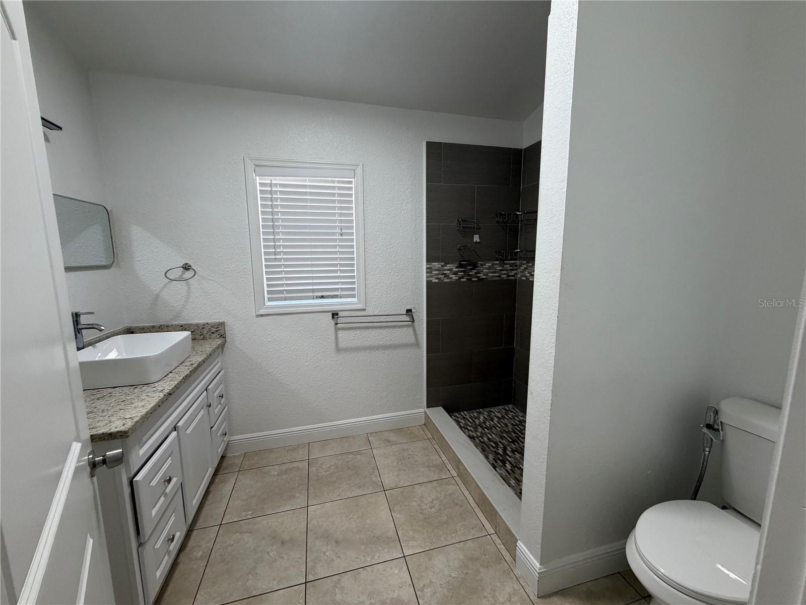 506 N MATANZAS AVE — photo 11