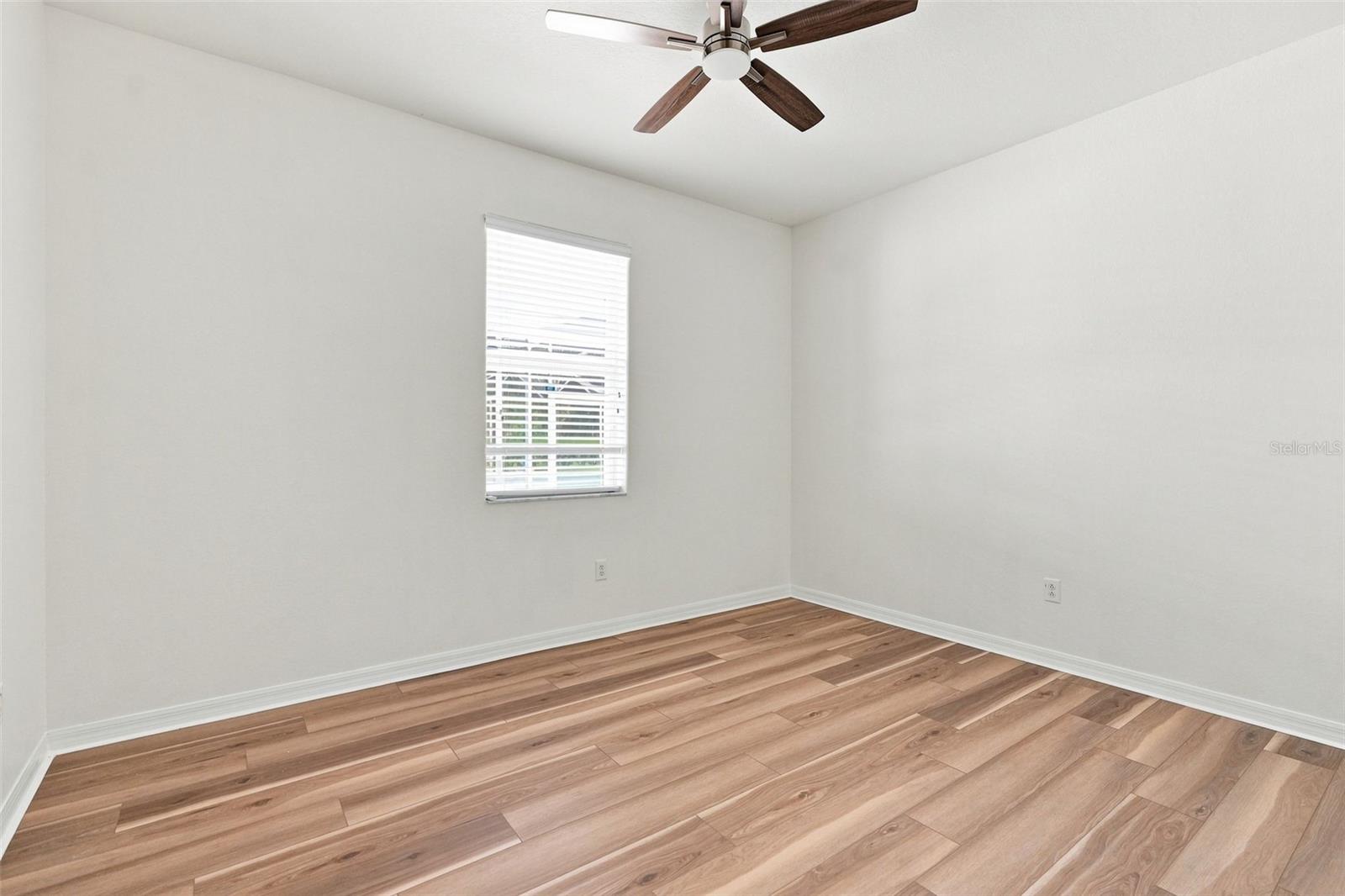27417 SILVER THATCH DR — photo 40