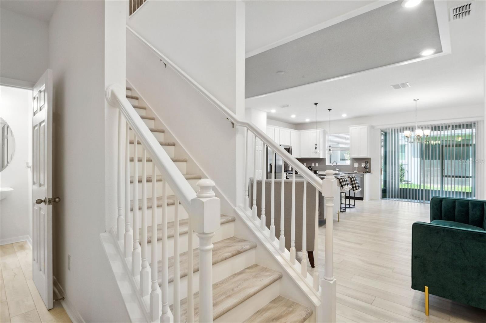 5732 SKYTOP DR — photo 3