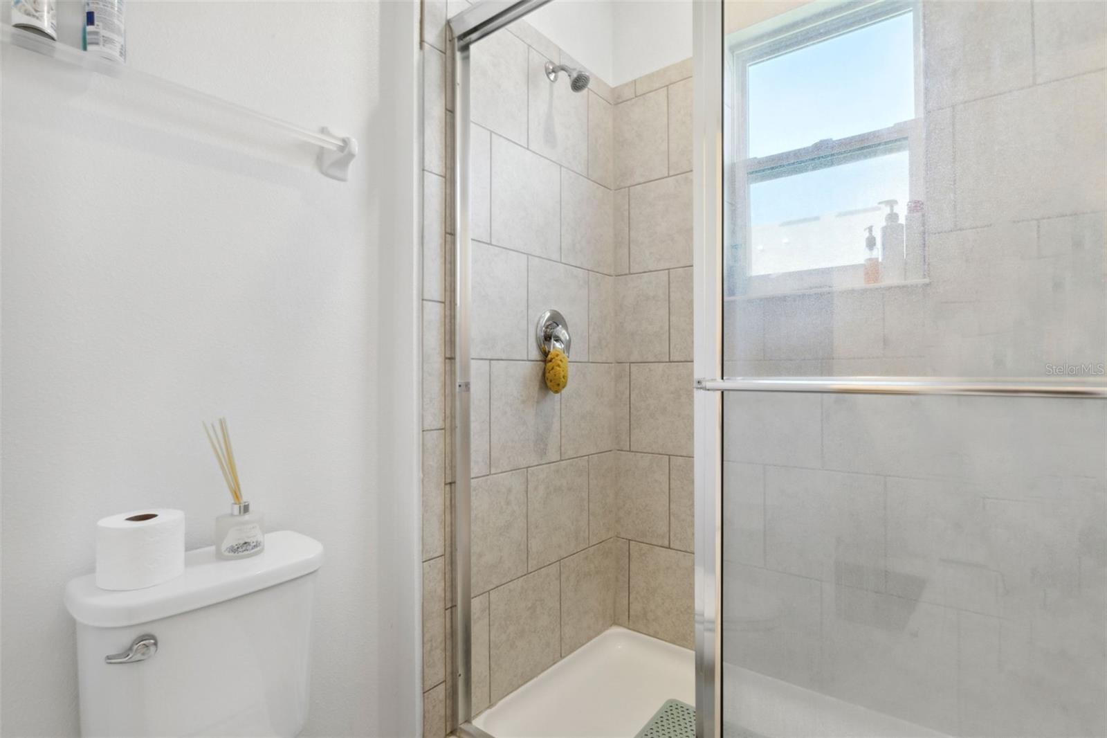 5732 SKYTOP DR — photo 21