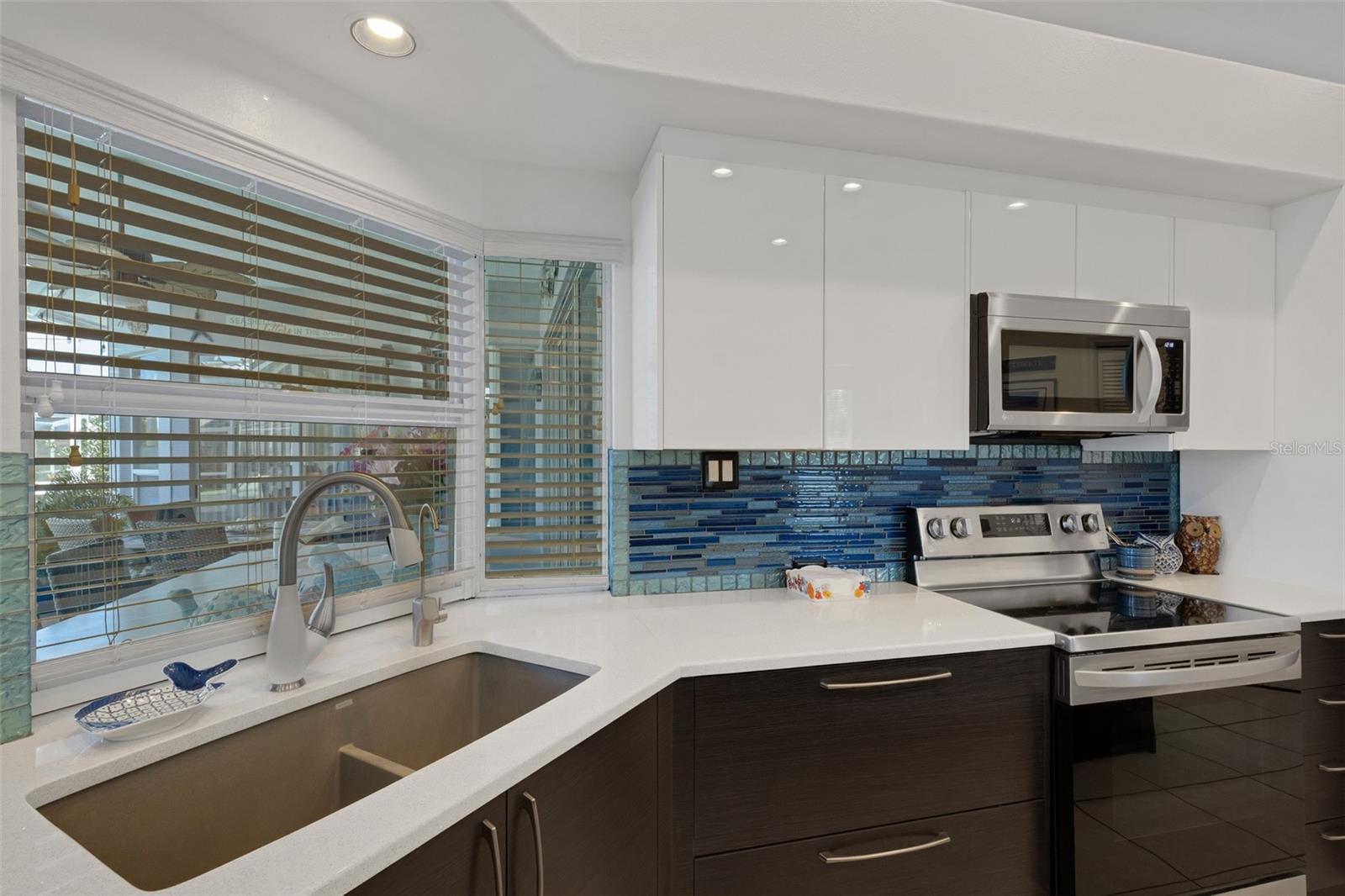 4806 PERIDIA BLVD E — photo 24