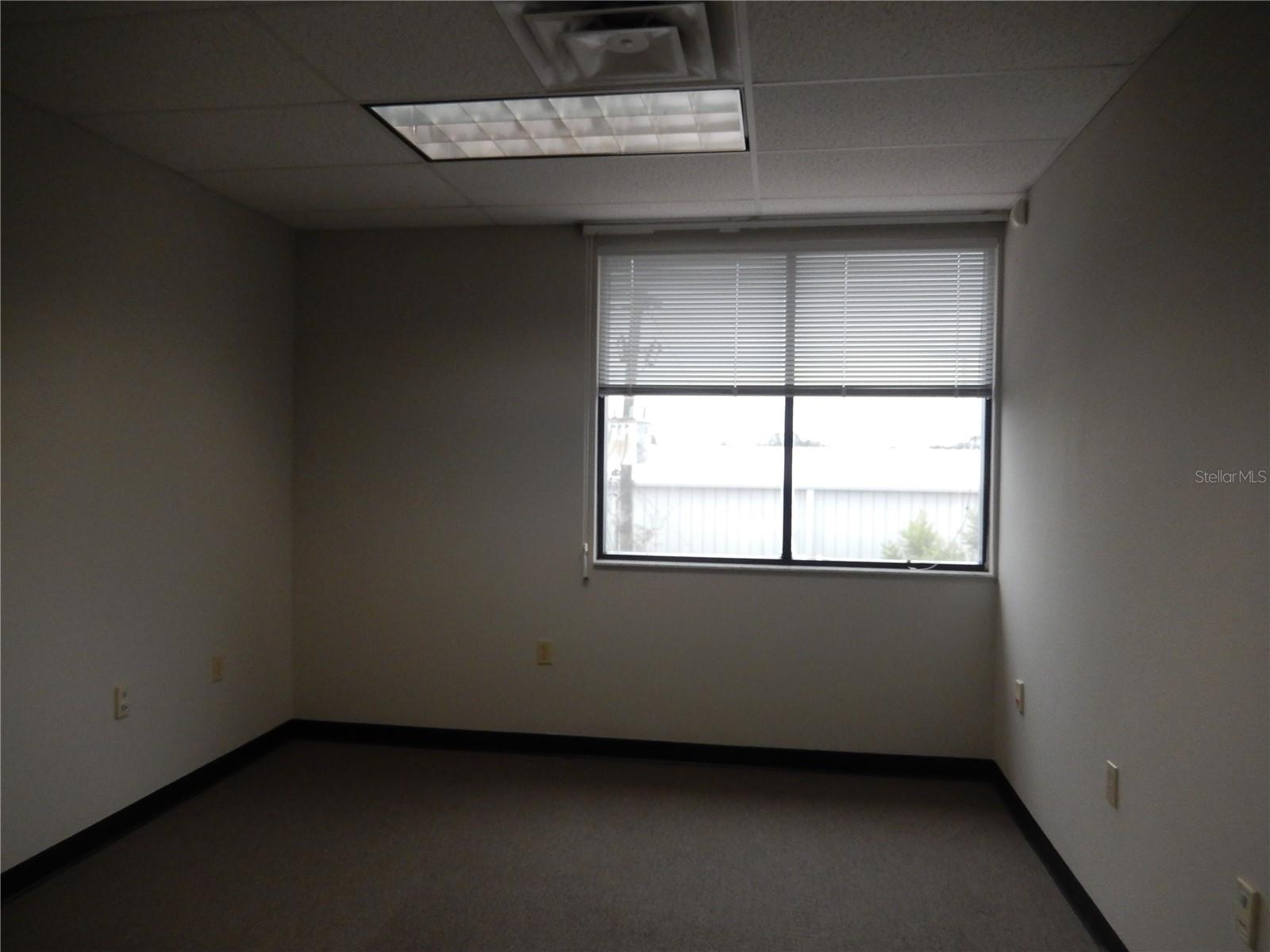 2015 CATTLEMEN RD #A — photo 9