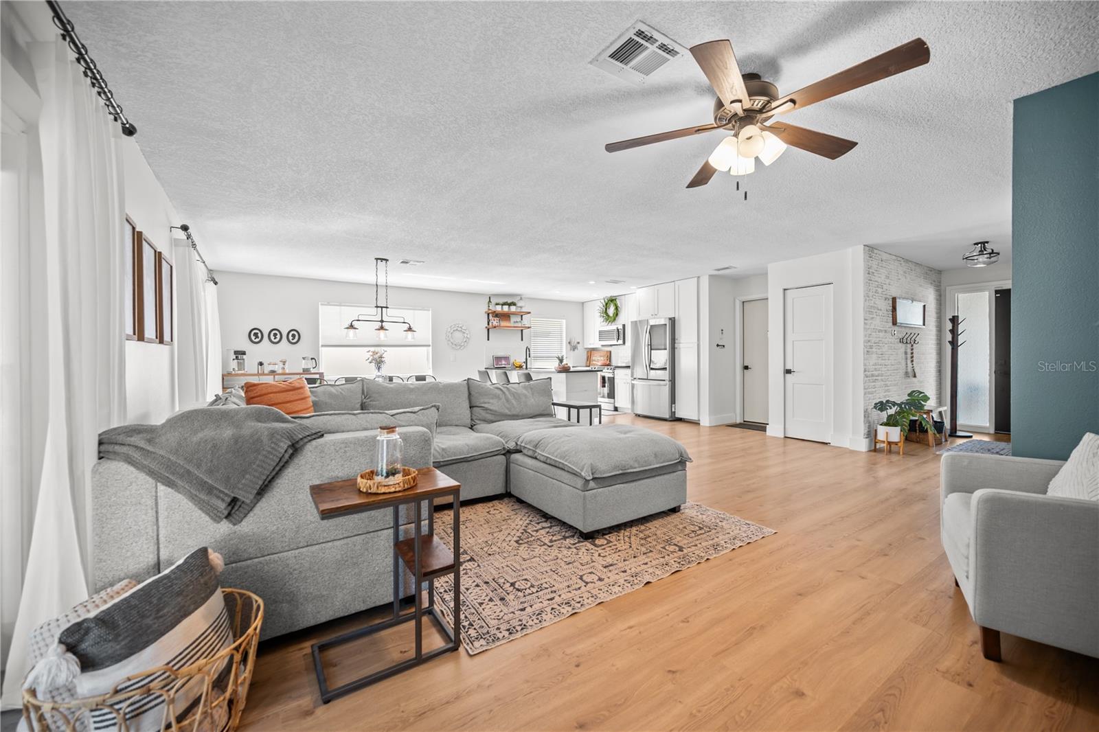 2365 MOORE HAVEN DR E — photo 11