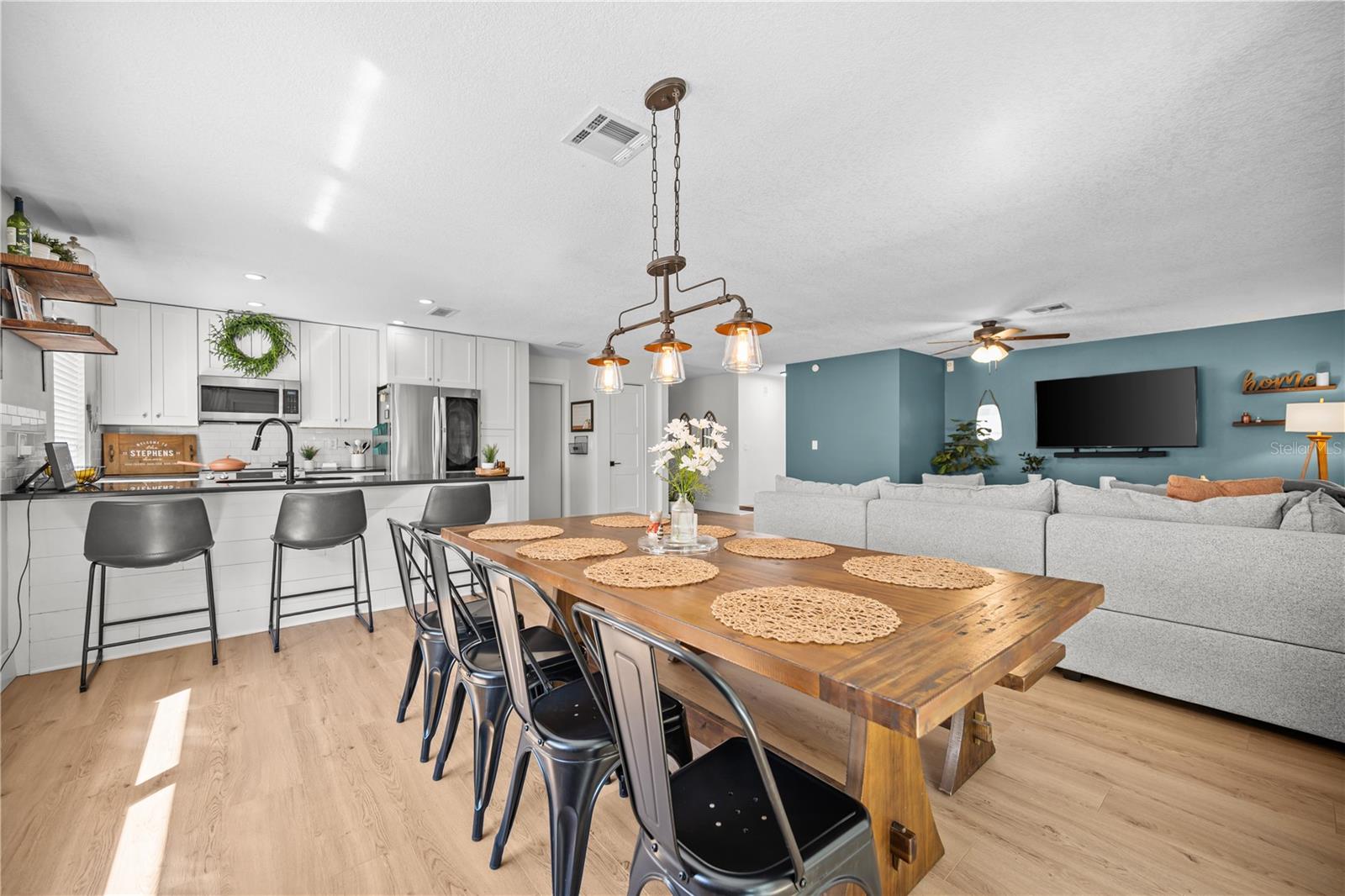 2365 MOORE HAVEN DR E — photo 9