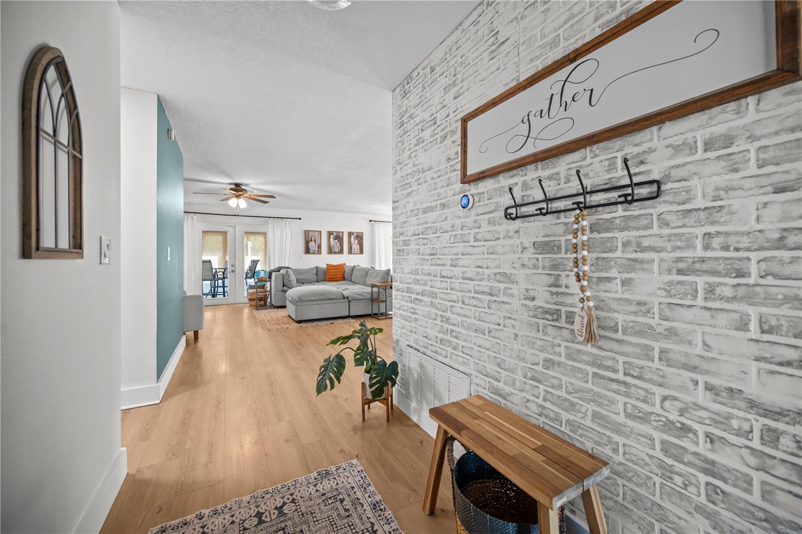 2365 MOORE HAVEN DR E — photo 3