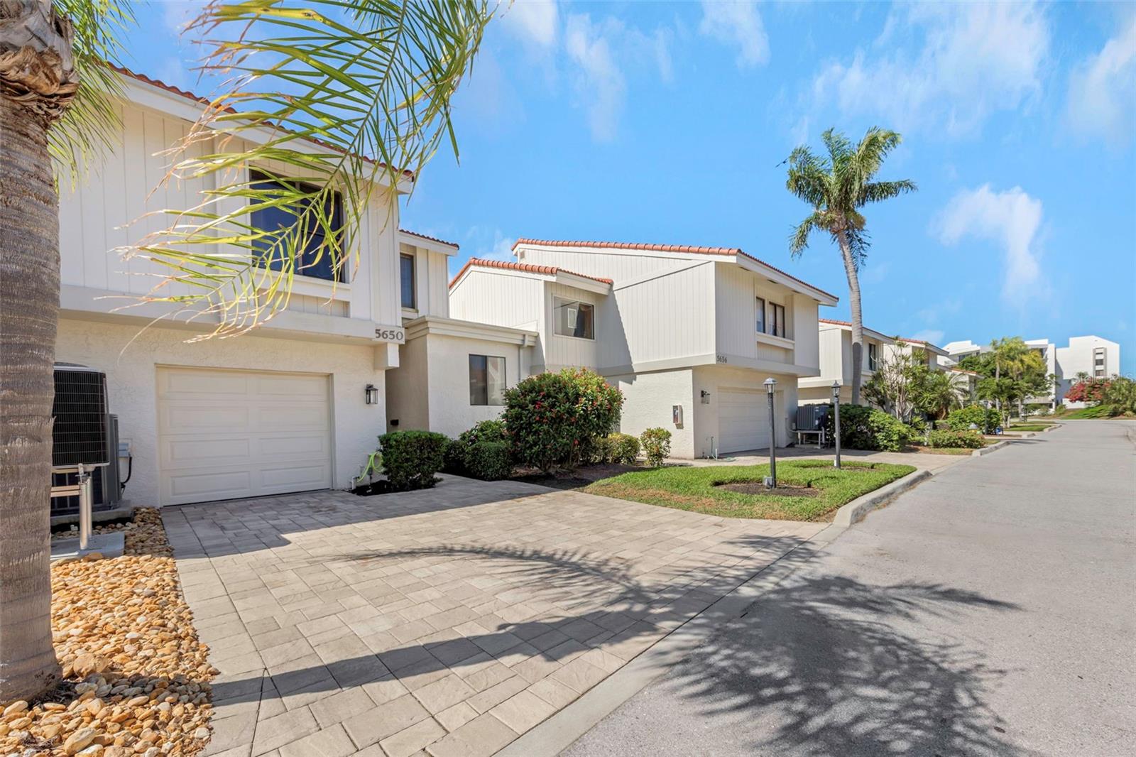 5650 ESCONDIDA BLVD S — photo 8