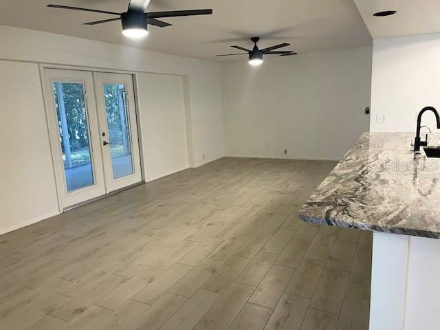 998 DUMONT DR — photo 8