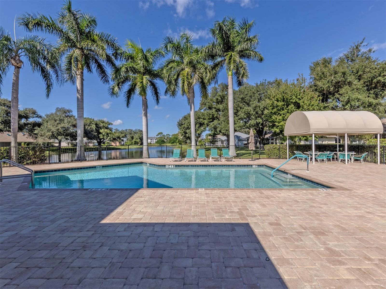 443 BERMUDA ISLES CIR — photo 44