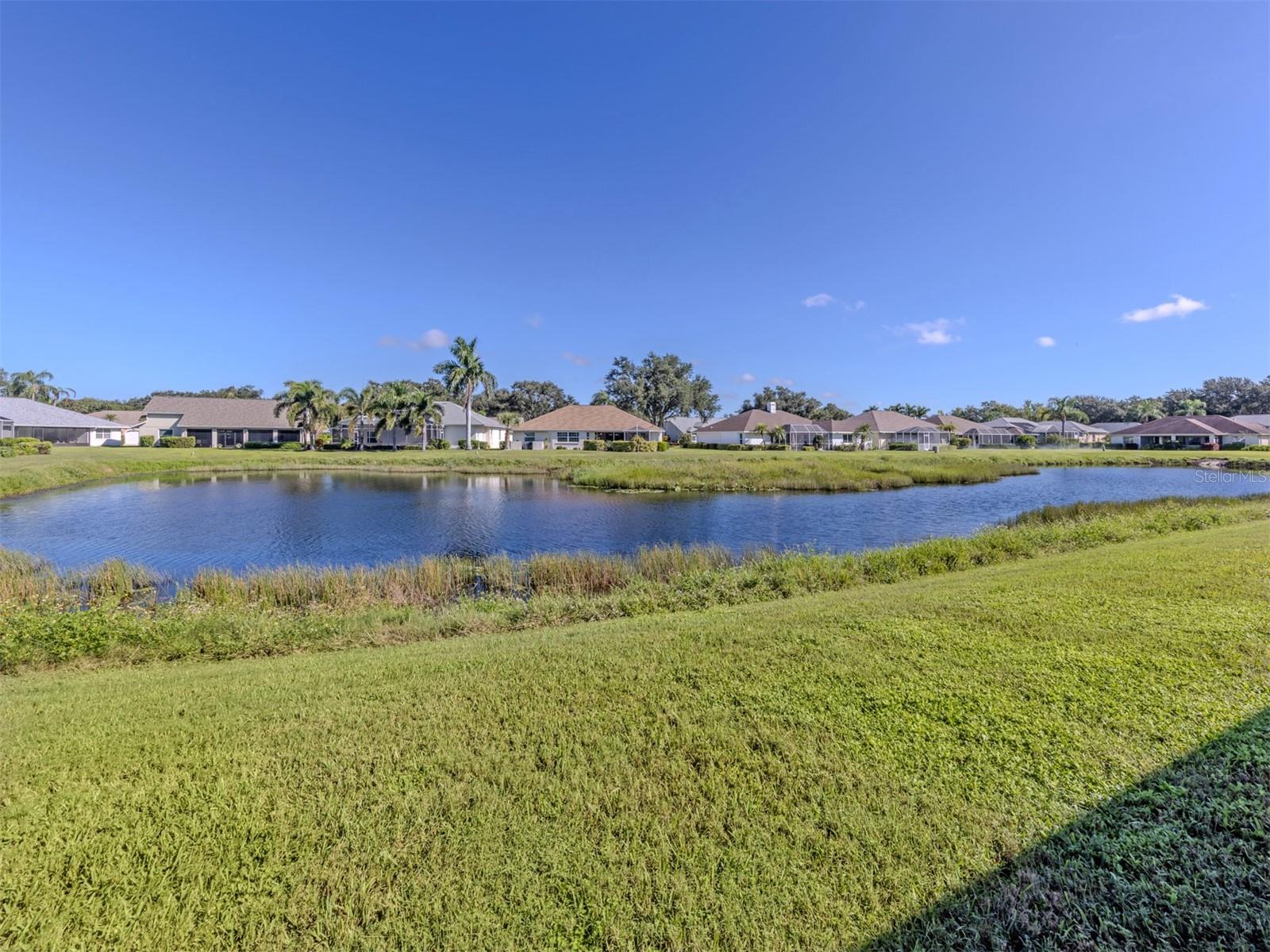 443 BERMUDA ISLES CIR — photo 27