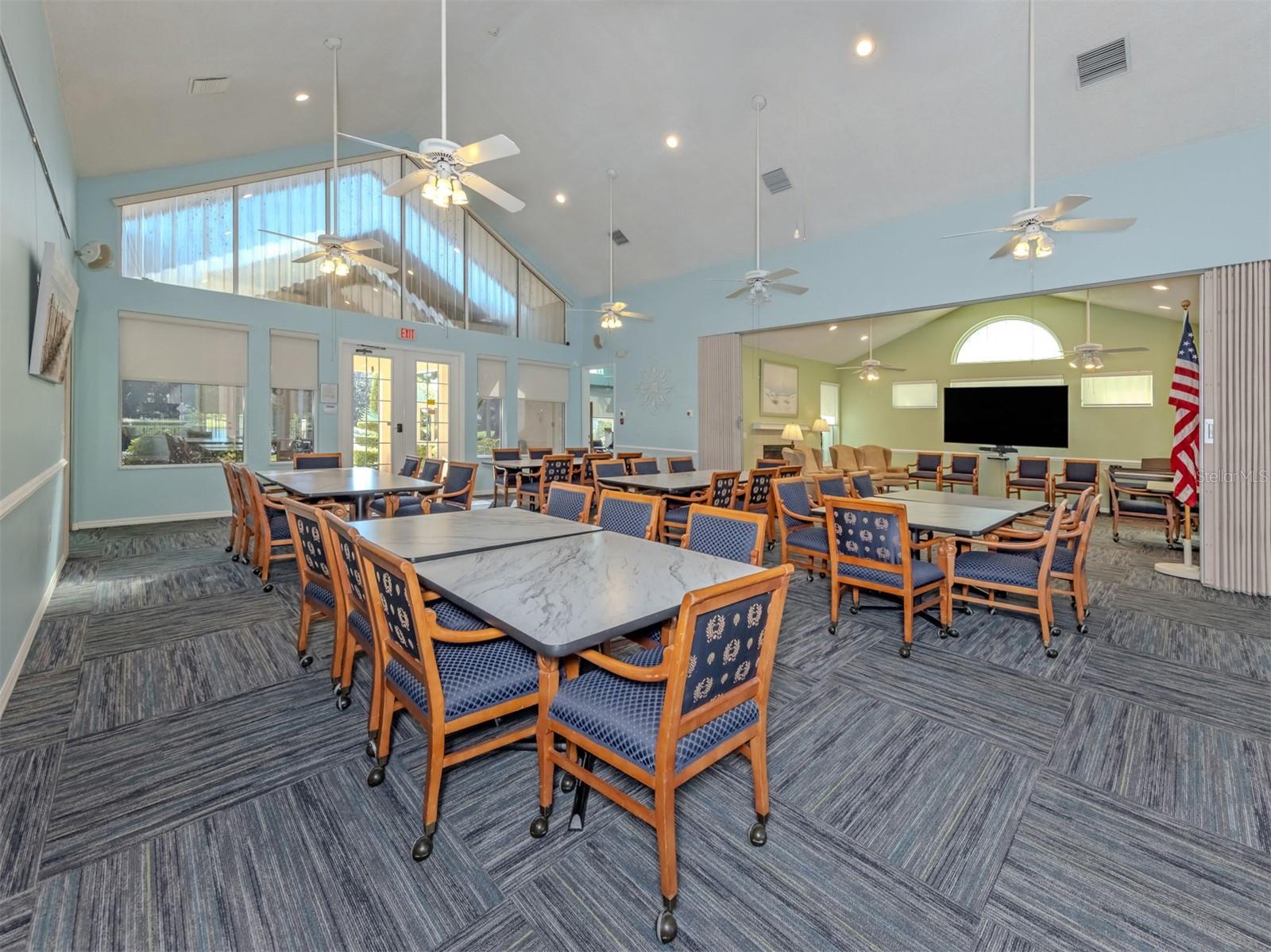 443 BERMUDA ISLES CIR — photo 46