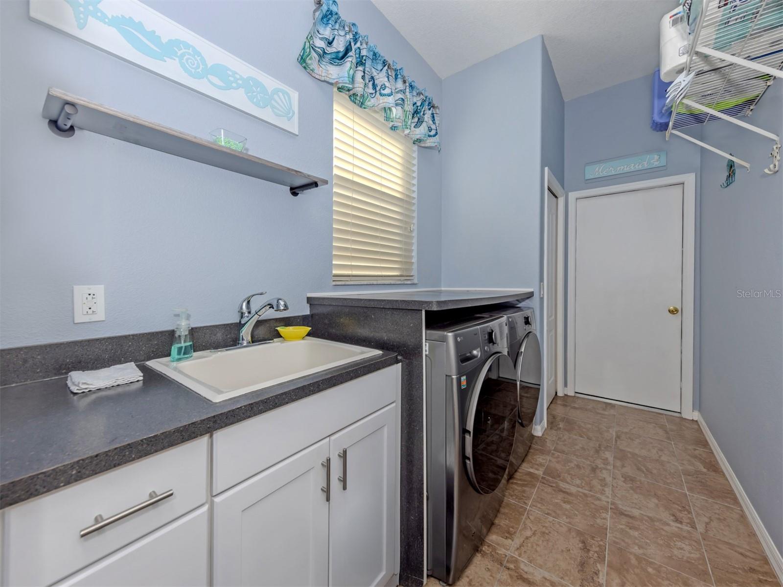443 BERMUDA ISLES CIR — photo 22