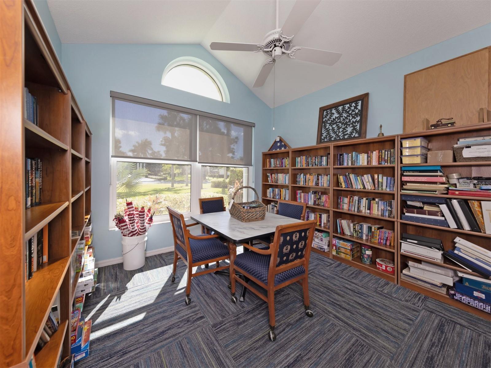 443 BERMUDA ISLES CIR — photo 49