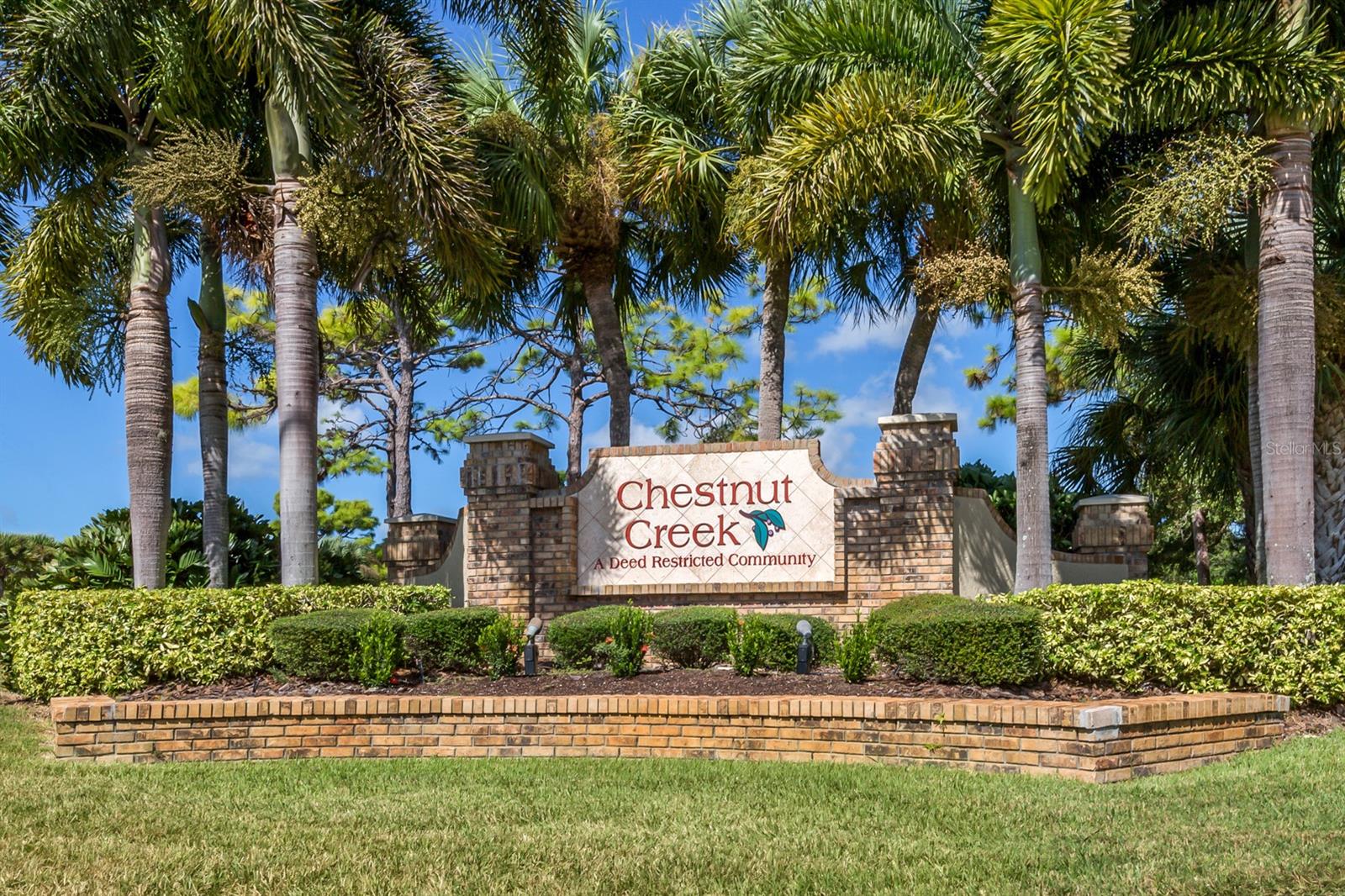 443 BERMUDA ISLES CIR — photo 37