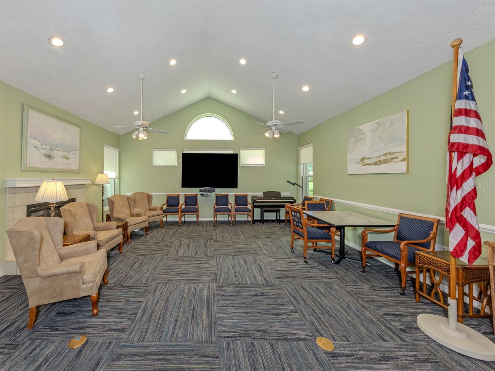 443 BERMUDA ISLES CIR — photo 45