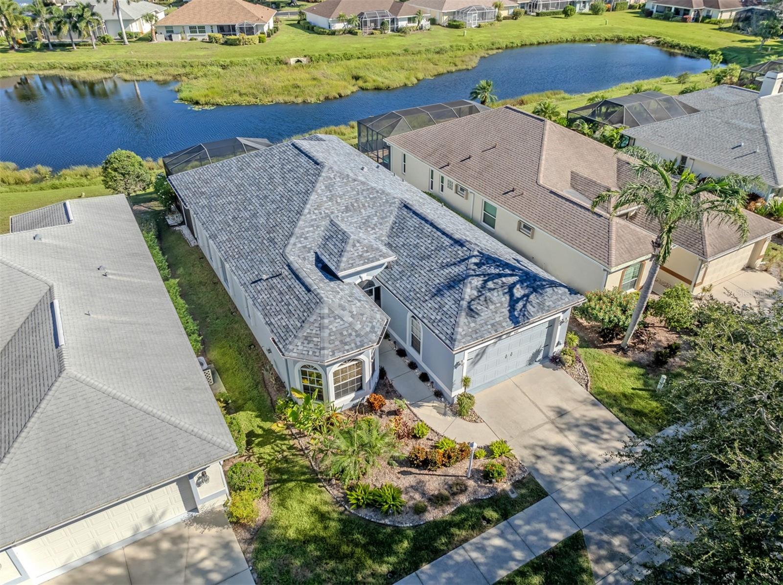 443 BERMUDA ISLES CIR — photo 34