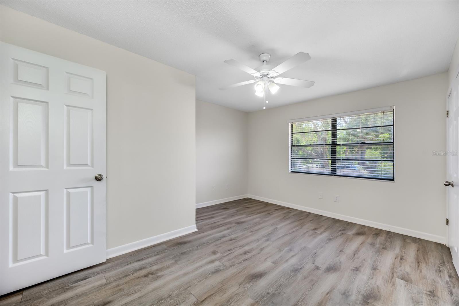 6119 MEMORIAL HWY #3 — photo 23