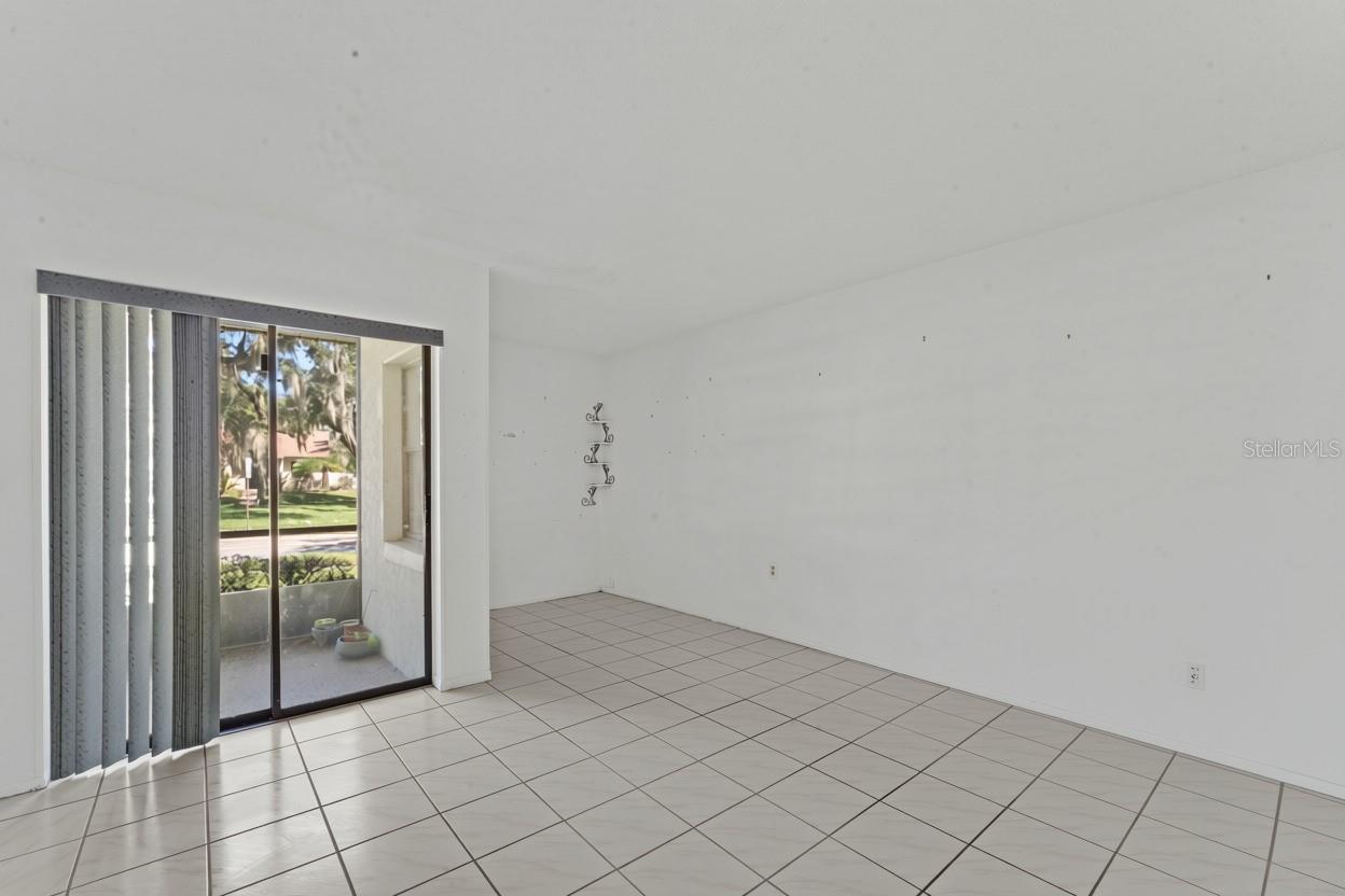 145 POOLE PL — photo 16