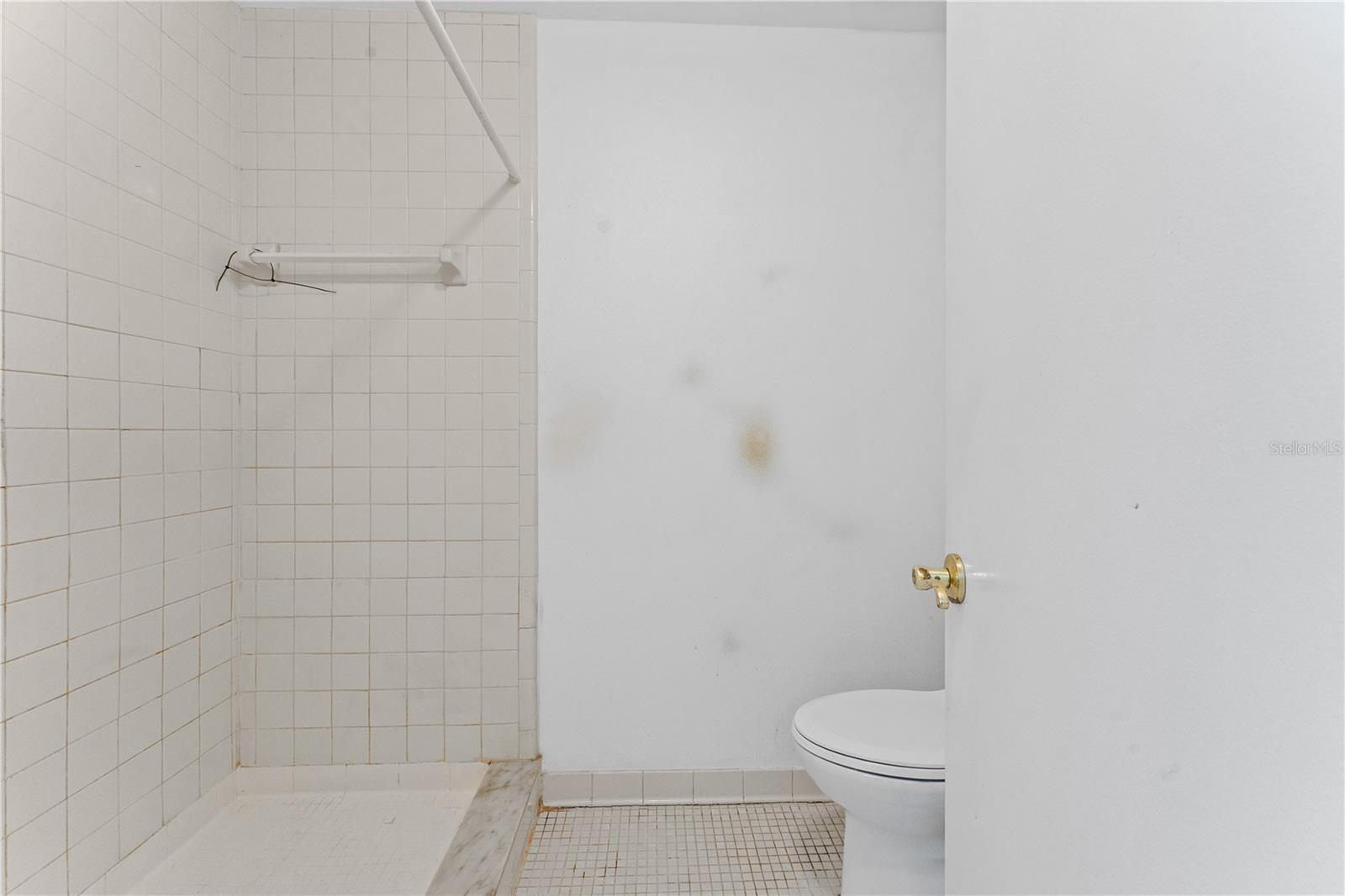 145 POOLE PL — photo 25