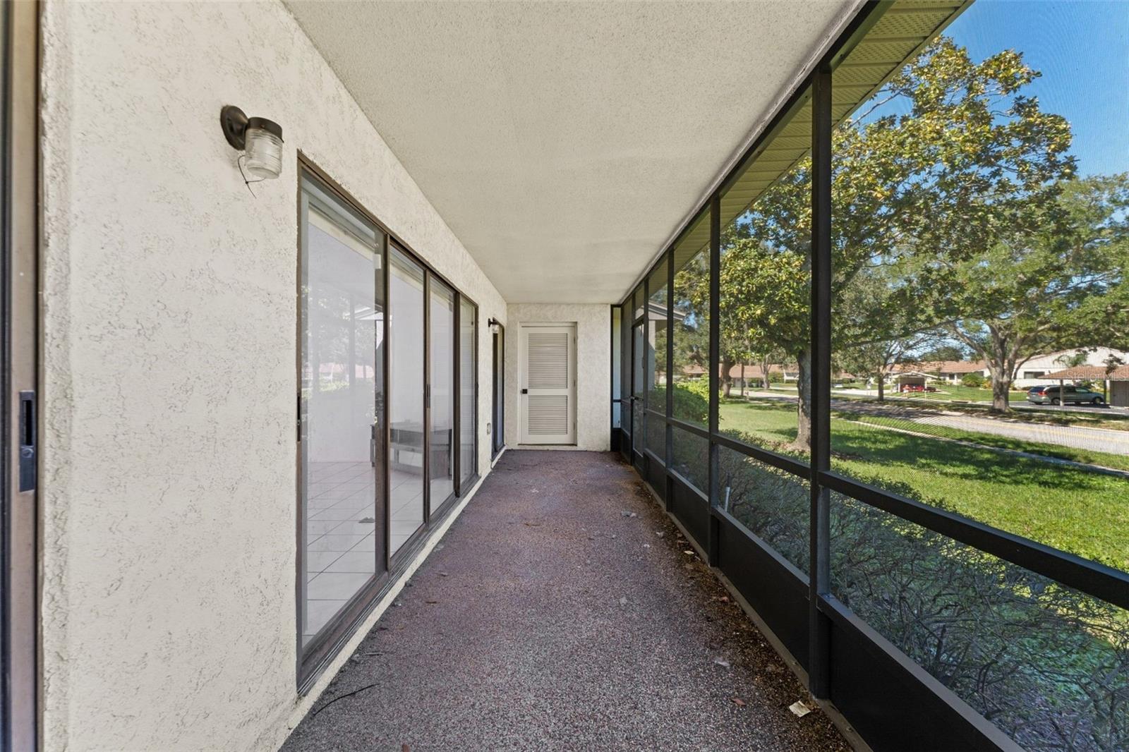 145 POOLE PL — photo 30