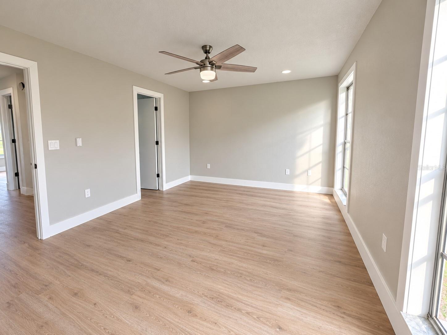 7234 JENNER AVE — photo 8