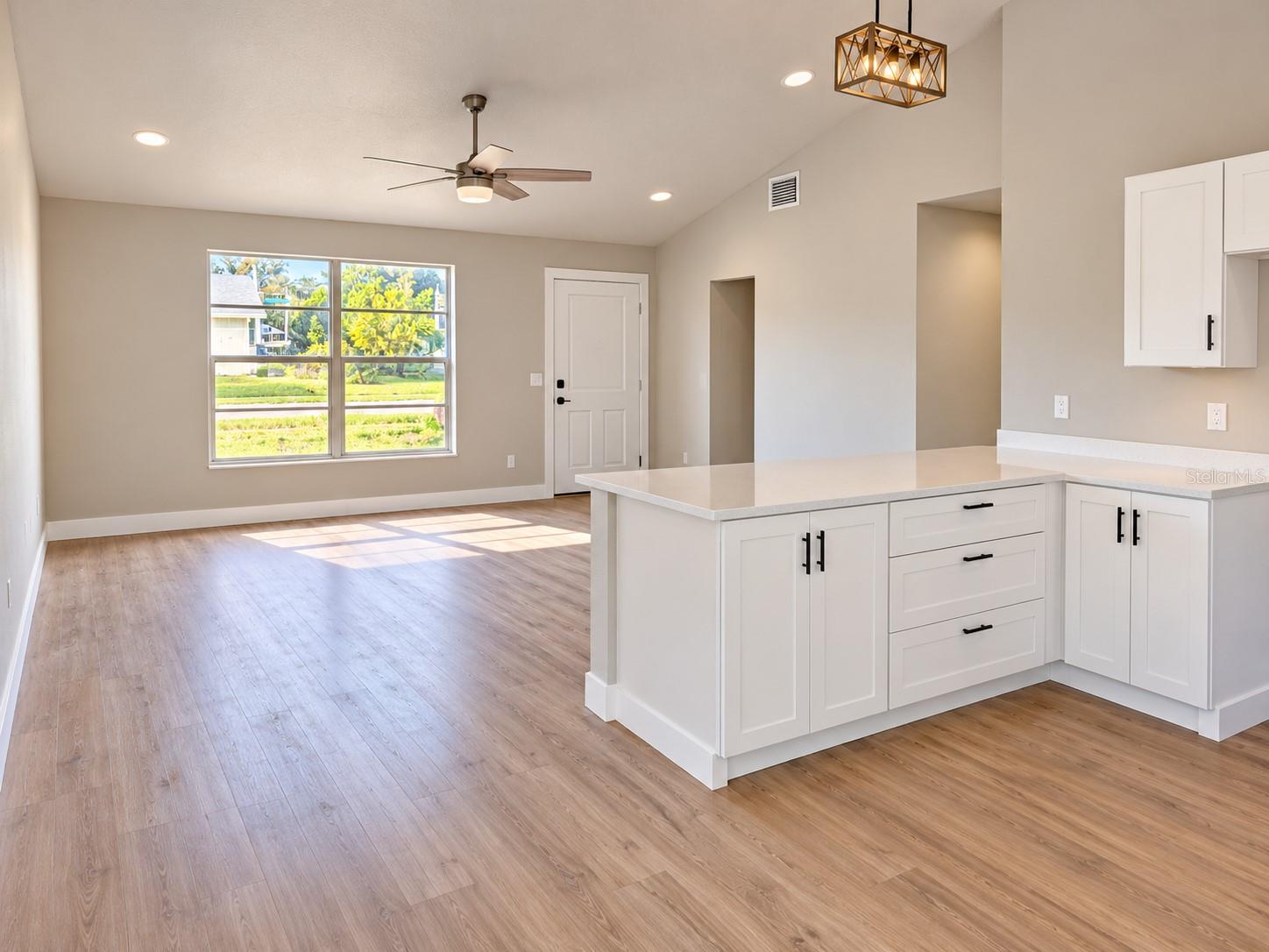 7234 JENNER AVE — photo 4