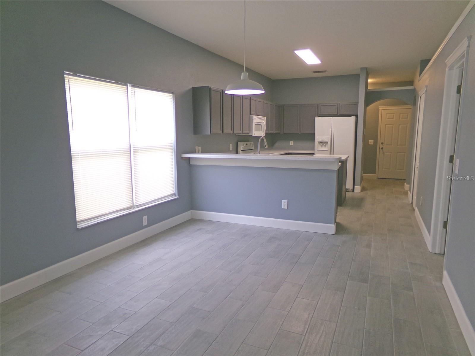 5605 TANAGERLAKE RD — photo 5