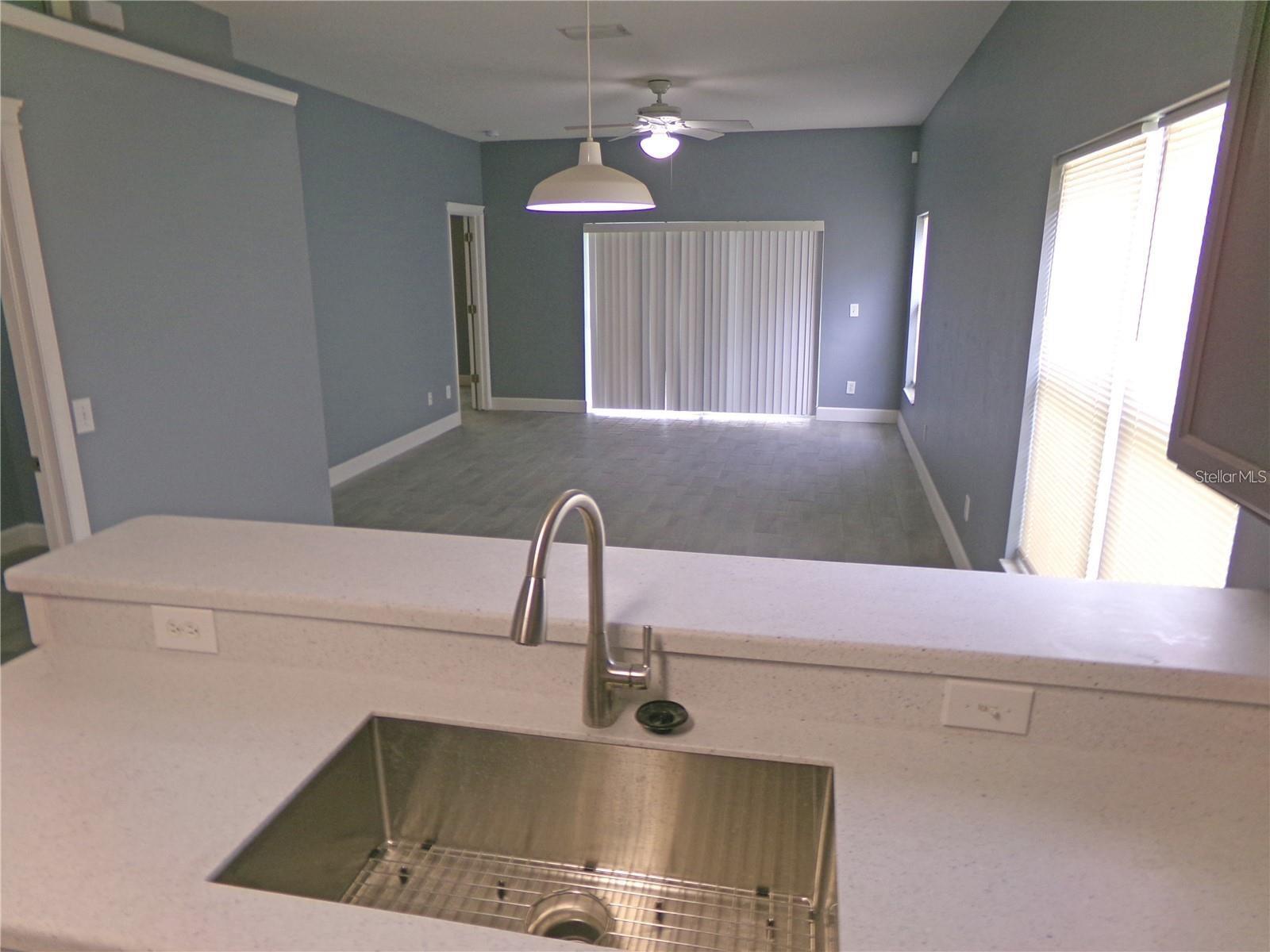 5605 TANAGERLAKE RD — photo 7