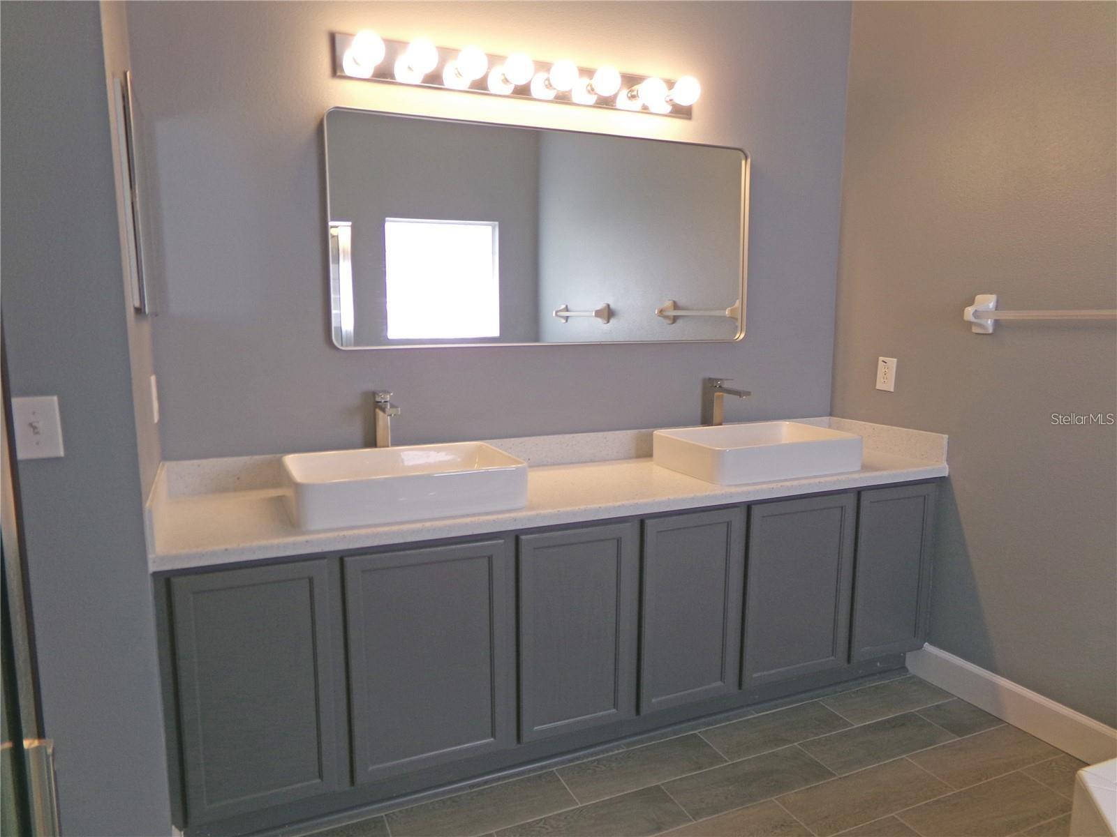 5605 TANAGERLAKE RD — photo 12