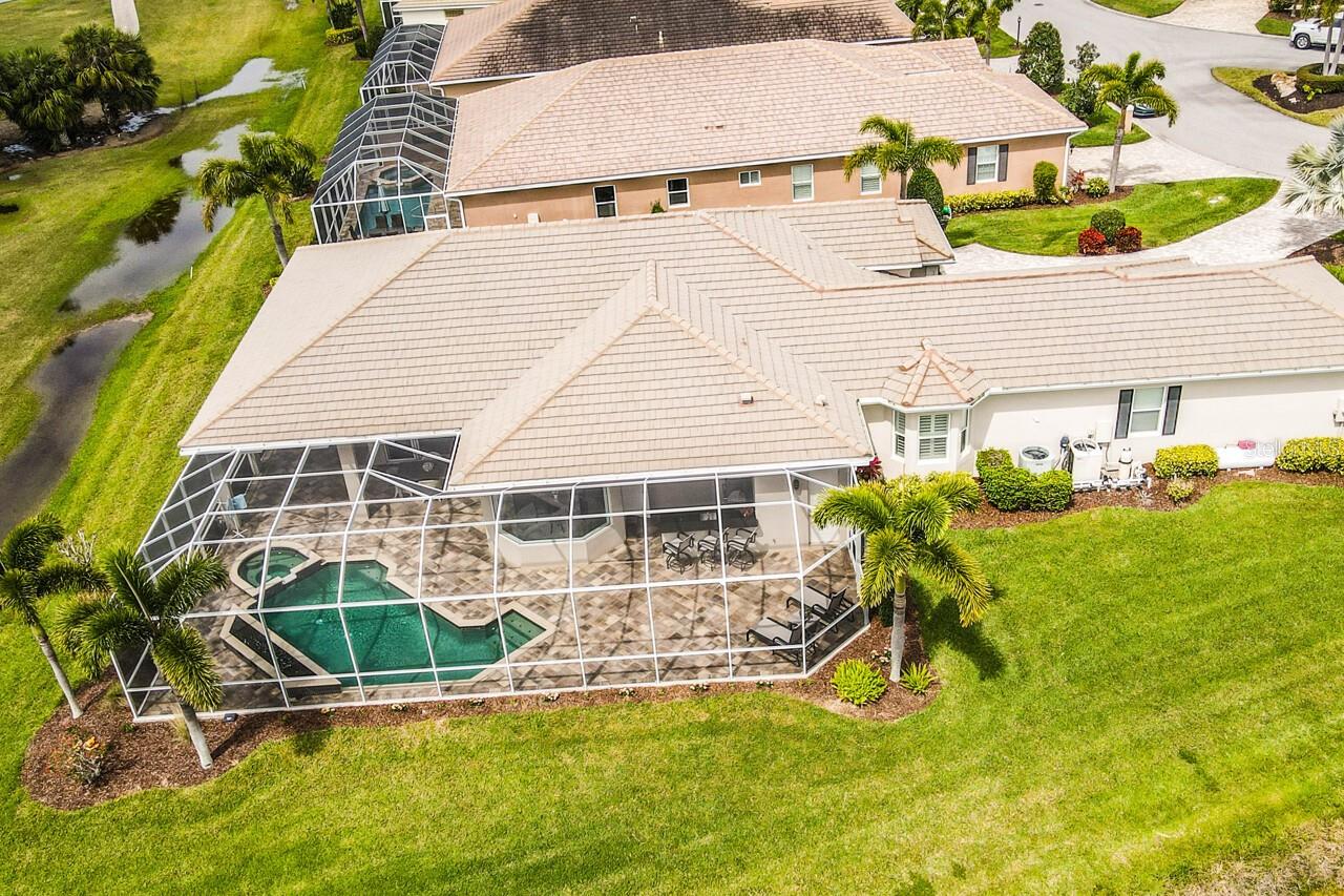 1580 LANCASHIRE DR — photo 58