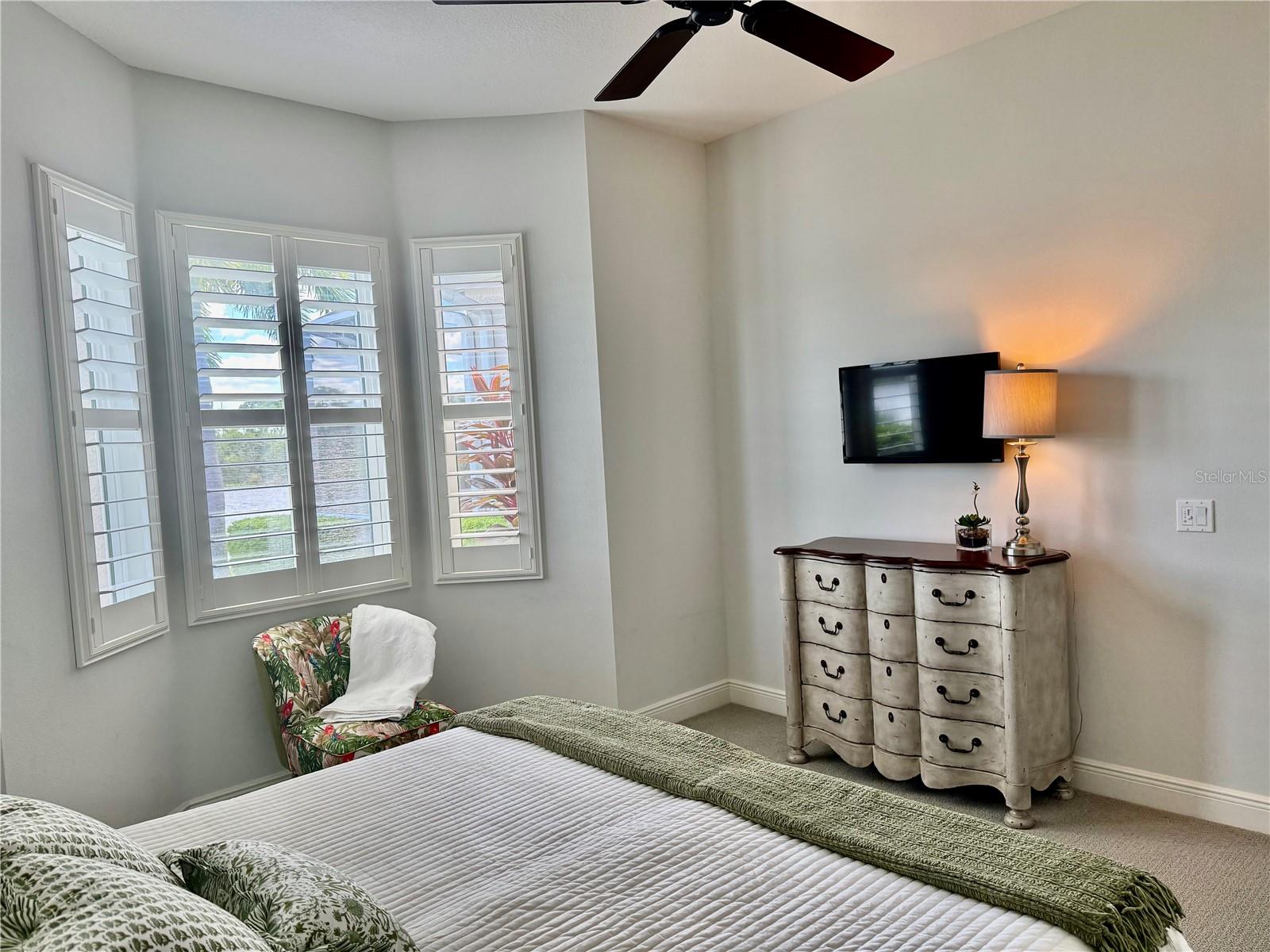 1580 LANCASHIRE DR — photo 31