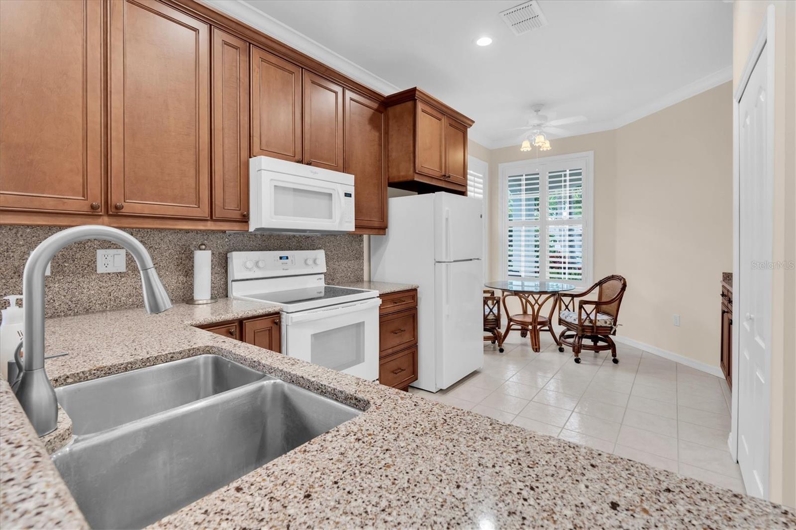 4795 PEBBLE BROOK DR — photo 11