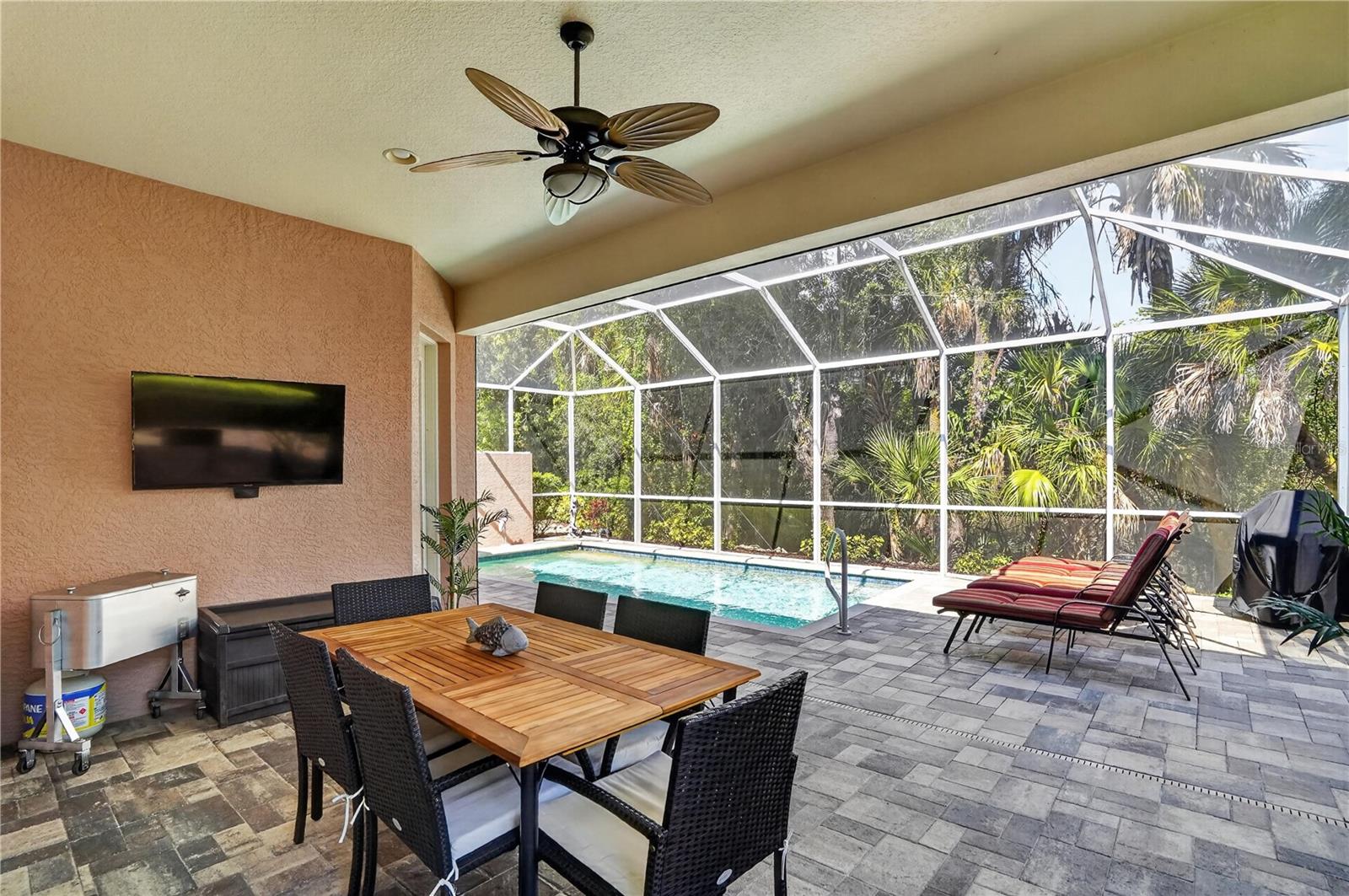 1848 LANCASHIRE DR #1848 — photo 42