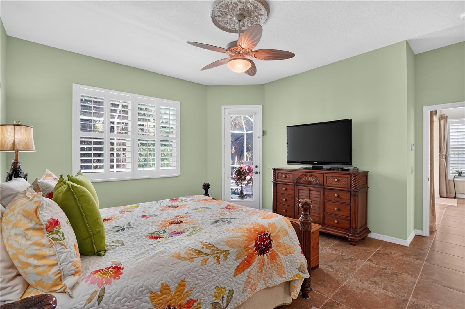 1848 LANCASHIRE DR #1848 — photo 32
