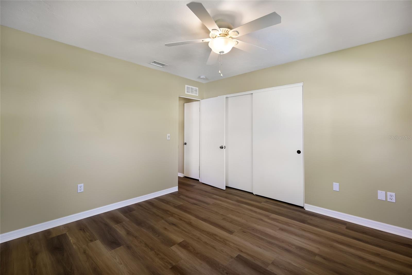 3003 GULF GATE DR — photo 27