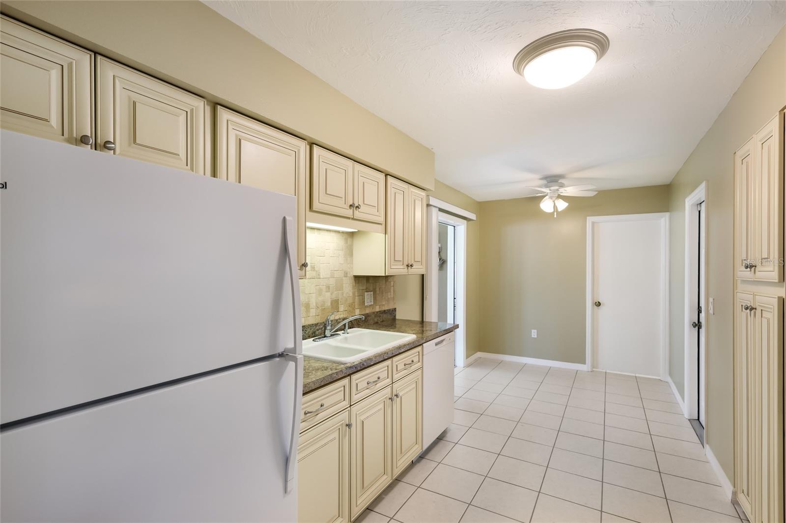 3003 GULF GATE DR — photo 18