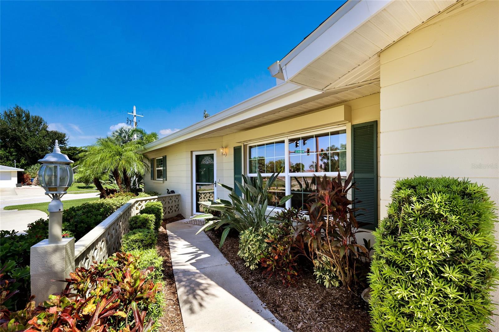 3003 GULF GATE DR — photo 5