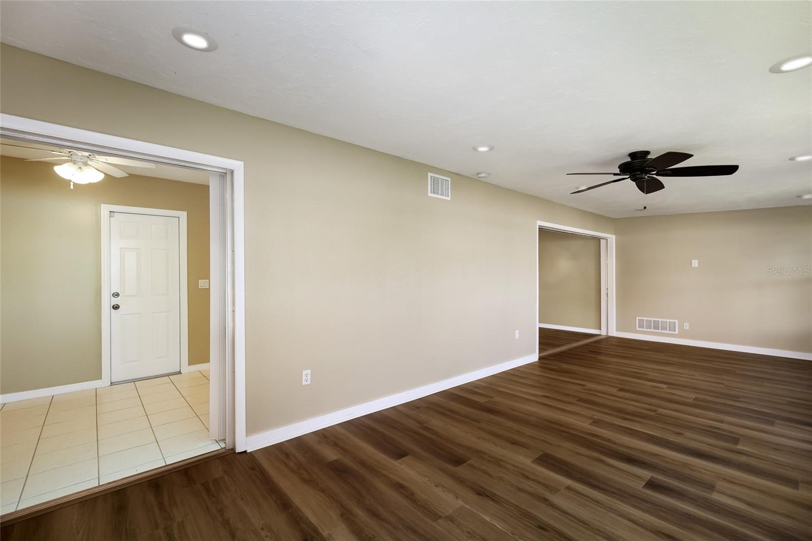 3003 GULF GATE DR — photo 14