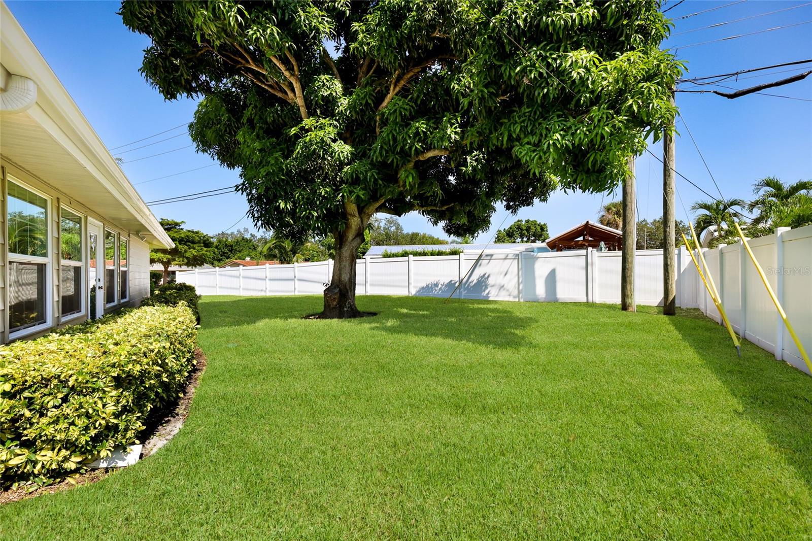 3003 GULF GATE DR — photo 30