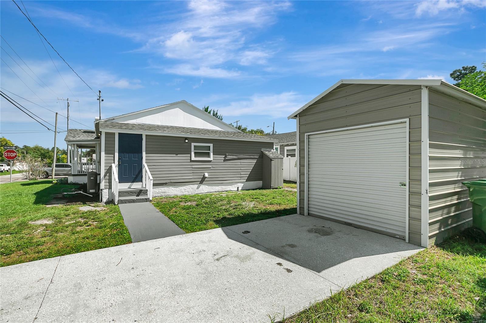 3812 N TAMPA ST — photo 38