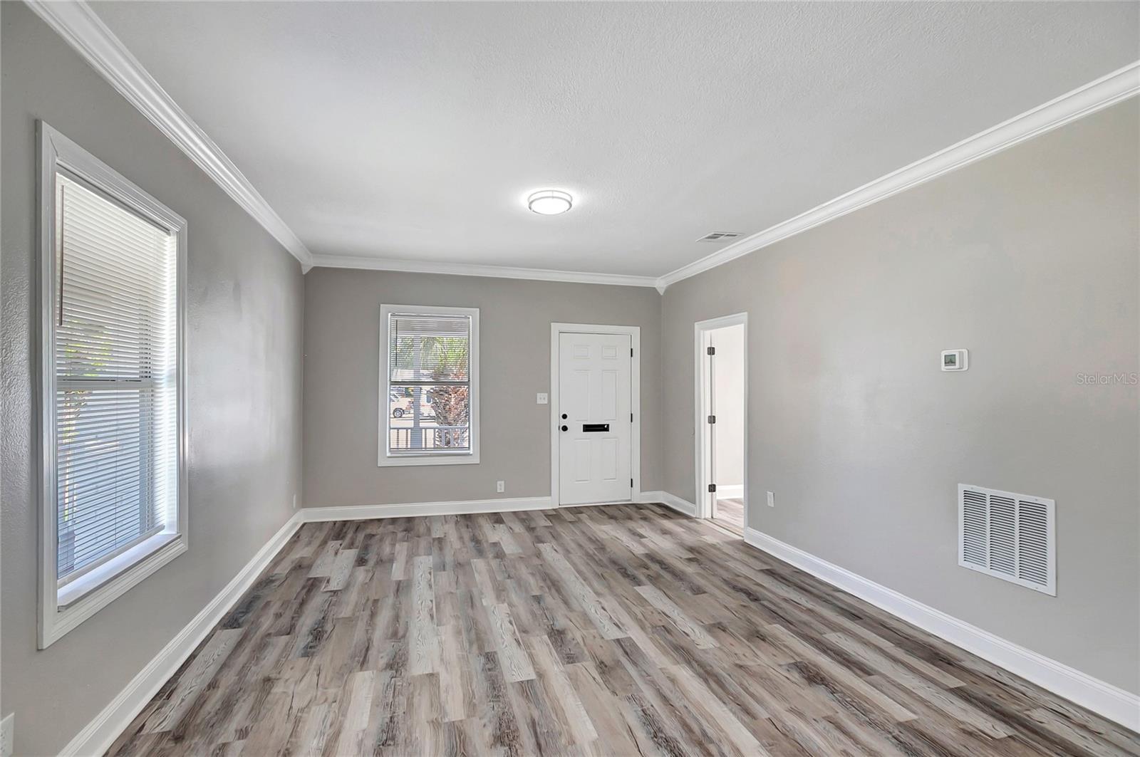 3812 N TAMPA ST — photo 10