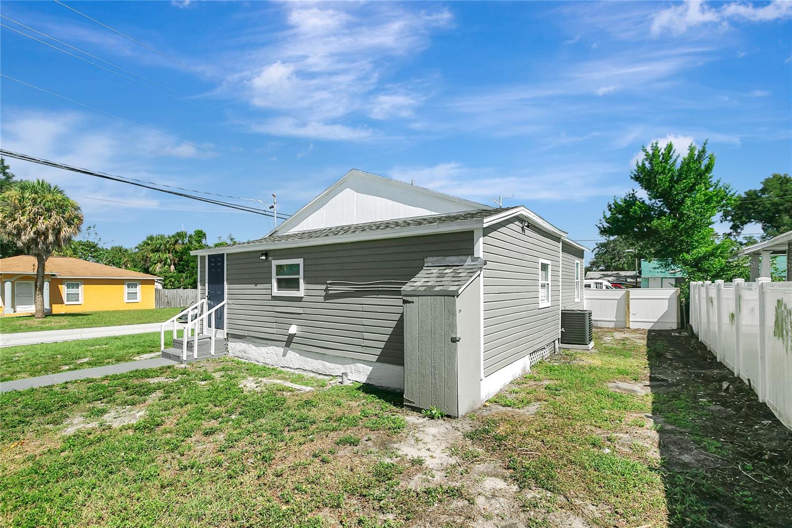 3812 N TAMPA ST — photo 40