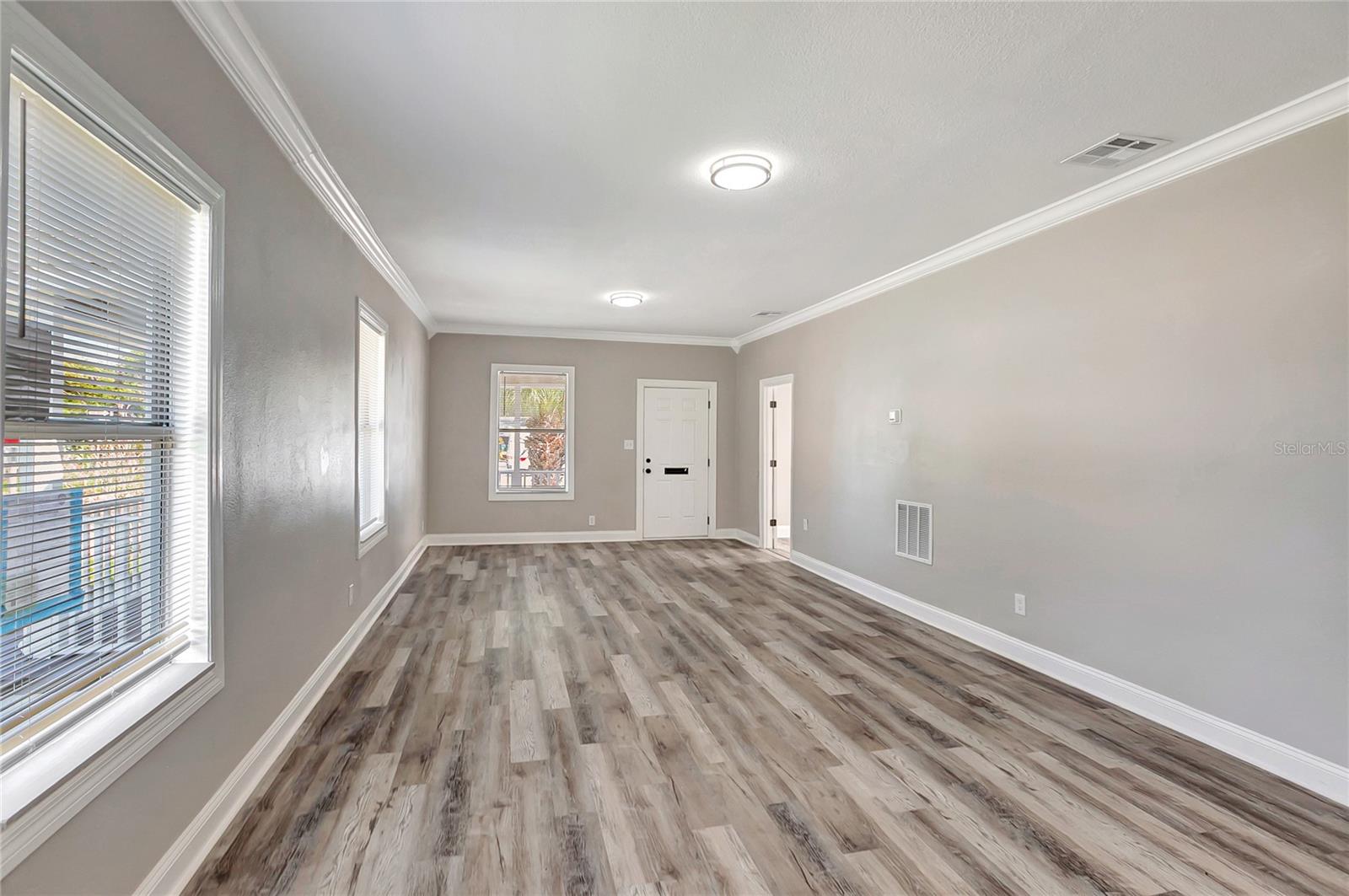 3812 N TAMPA ST — photo 11