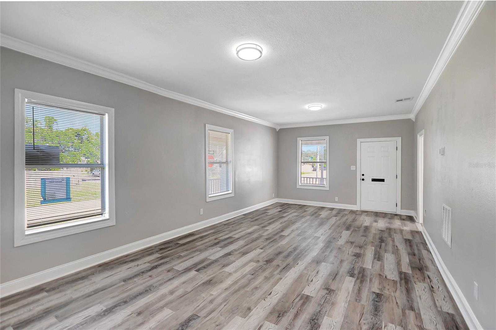 3812 N TAMPA ST — photo 12