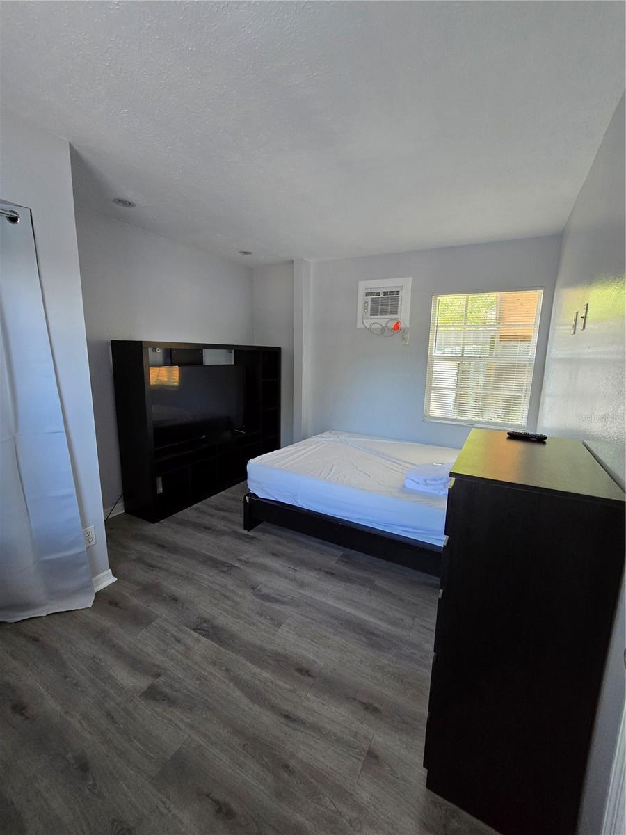 1014 MECCA DR #A — photo 9