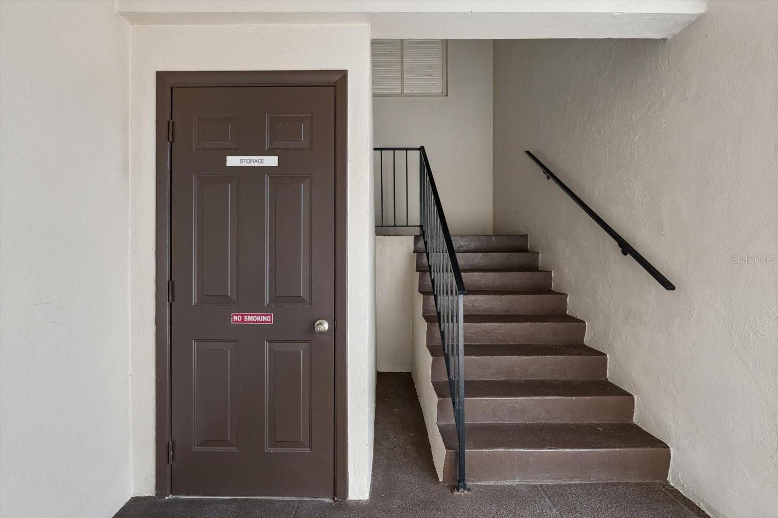 10190 IMPERIAL POINT DR W #24 — photo 37