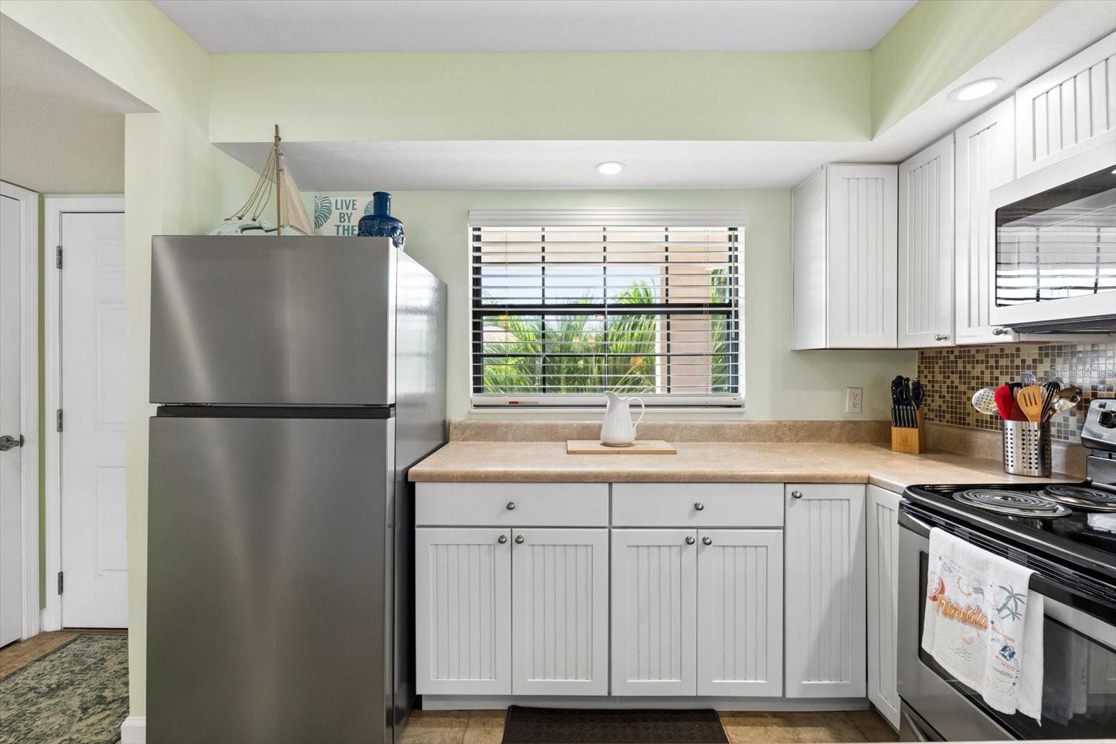 10190 IMPERIAL POINT DR W #24 — photo 9