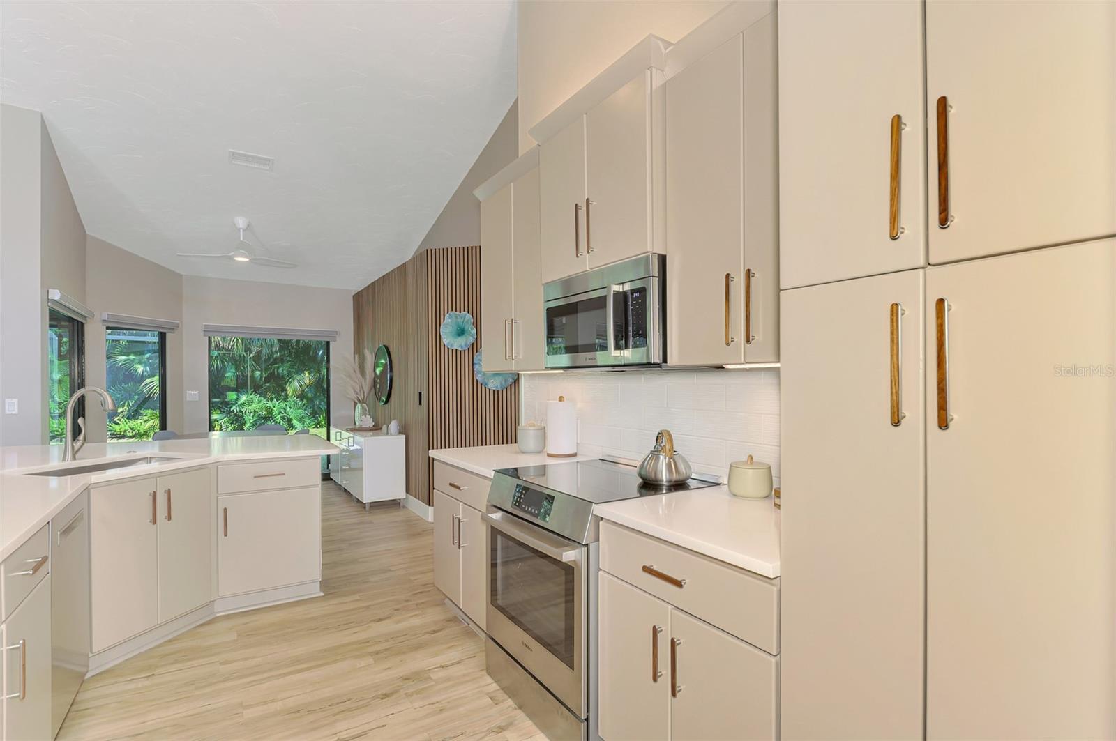 4735 WHITE TAIL LN — photo 36