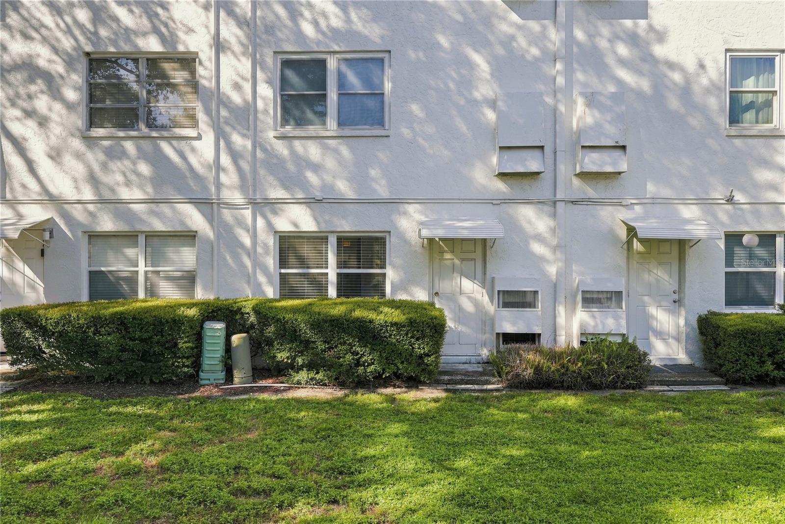 5060 76TH AVE N #105 — photo 32